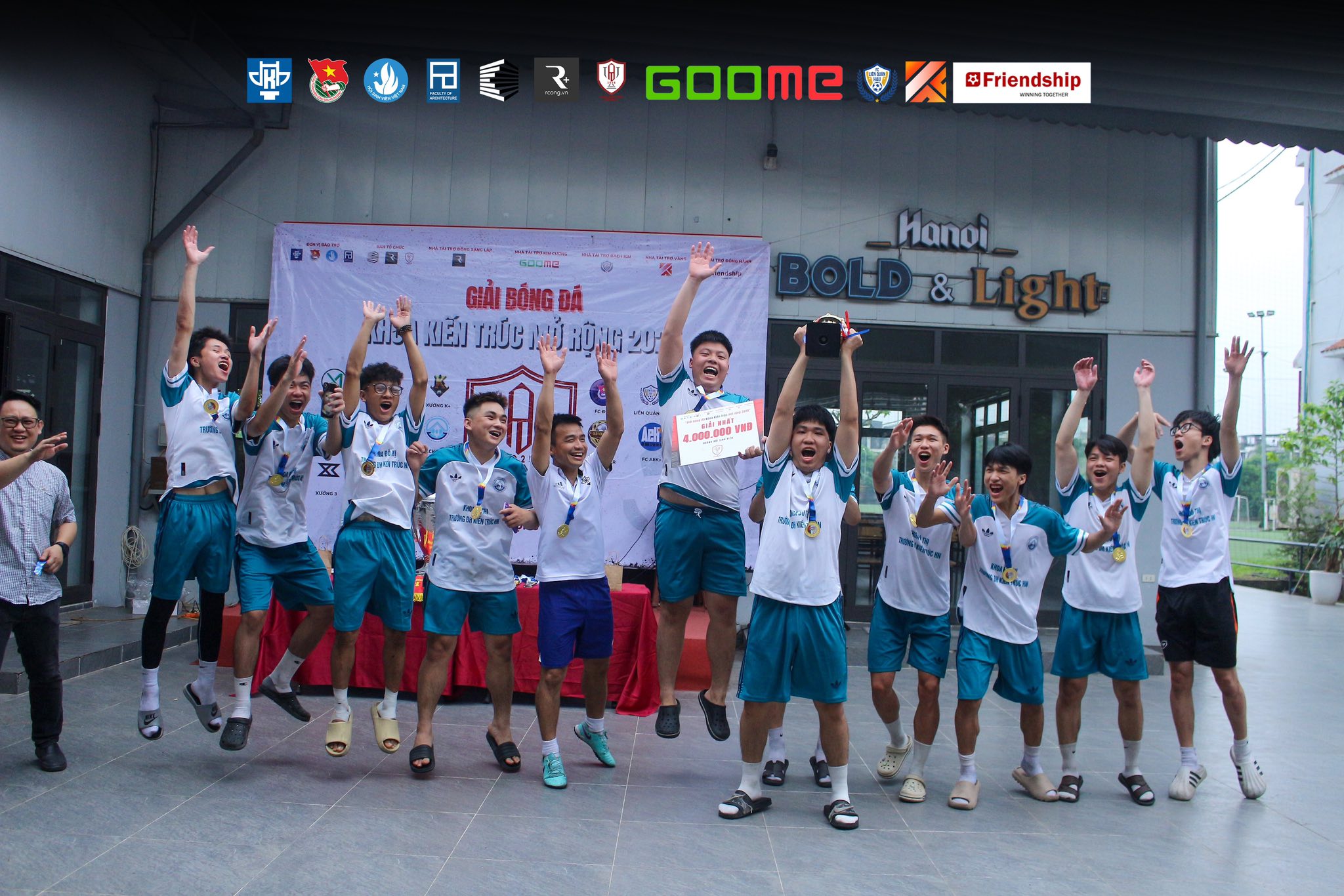 Đội bóng đá nam Sinh viên Khoa Đô thị xuất sắc giành Cúp Vô địch sinh viên tại Giải bóng đá Khoa Kiến trúc mở rộng năm 2025